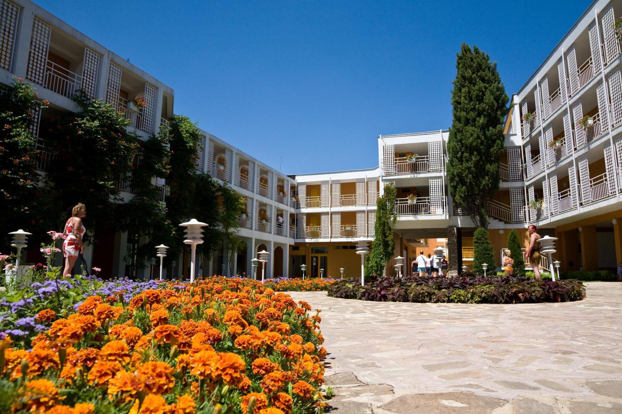 Nessebar Beach Hotel Sunny Beach Exterior photo